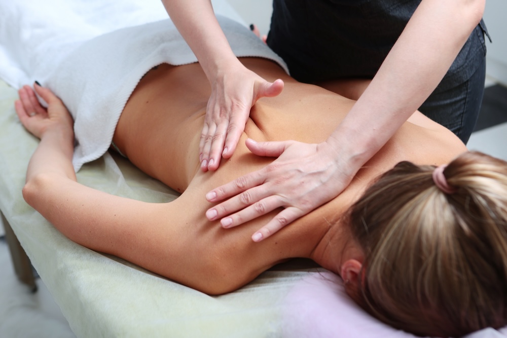 Chiropractor vs Massage Therapy: Which Is Better for Pain Relief?