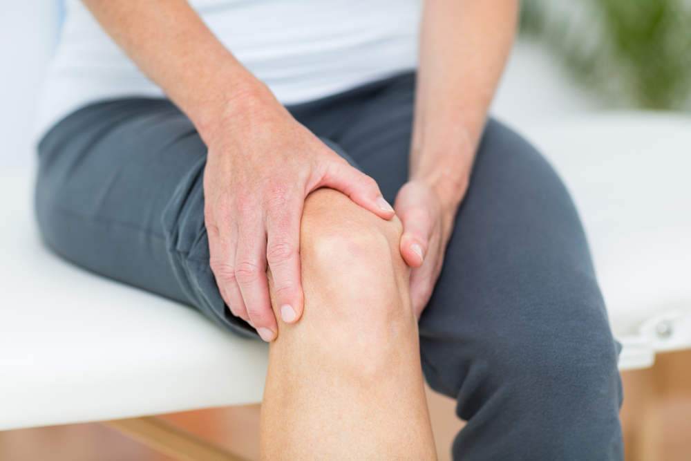 How Chiropractic Care Helps Treat Knee Pain from Arthritis